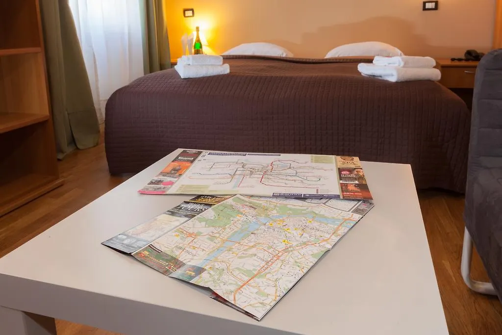 Hotel La Madeleine Prague