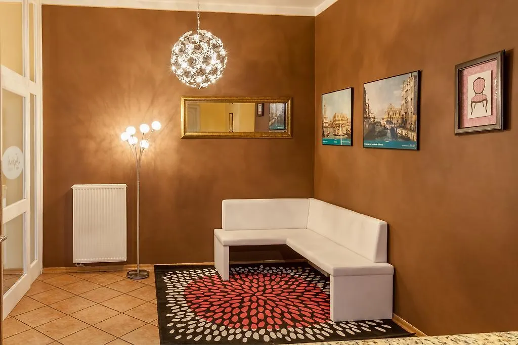 Hotel La Madeleine Prague